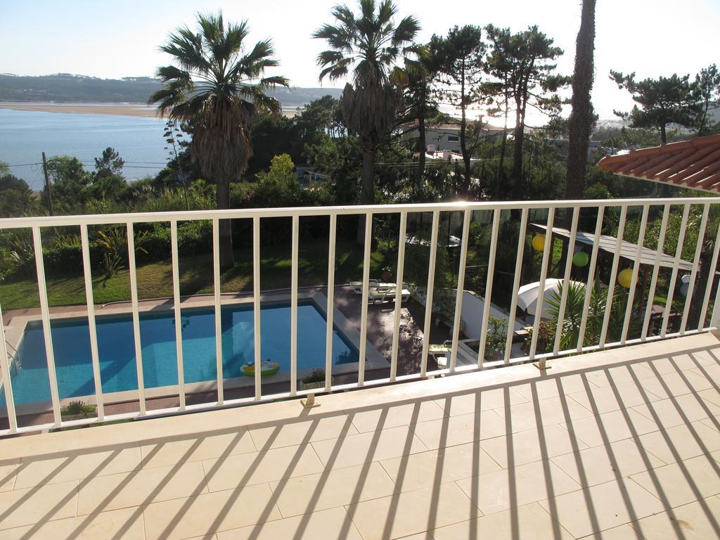 Casa Branca Guest House Foz do Arelho Exterior photo